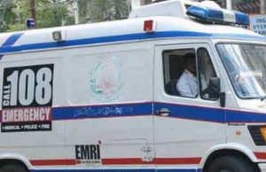 સુરતમાં 108ની ટીમ શ્રમિક પ્રસુતા માટે આશીર્વાદરૂપ,108ની ટીમે મોબાઈલ લાઈટથી પ્રસૂતિ કરાવી