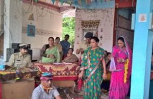 અંધશ્રધ્ધાની આડમાં બાળકીને પેટે ડામ અપાવી મોત અપાવનાર ભુવા સામે ફરિયાદ