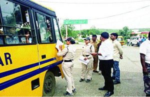 RTOની મેગા ડ્રાઈવ: સ્કૂલ બસ, રીક્ષા અને સ્કૂલવાનોનું સઘન ચેકિંગ