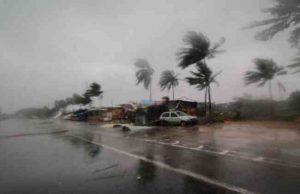 દરિયાકાંઠાના વિસ્તારોમાં ‘વાયુ’ પ્રકોપ,48 કલાક સુધી અતિભારે વરસાદની આગાહી