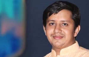 સત્તાનો નશો કે પછી ગુંડાગર્દી:ભાજપના આ દિગ્ગજ નેતાના પુત્રએ કોર્પોરેશનના અધિકારીને ક્રિકેટ બેટથી ફટકાર્યો