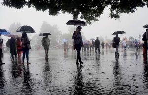 સિક્કિમમાં વાદળ ફાટયુ,કરાફાડ વરસાદ,300 પર્યટકો ફસાયા,તિસ્તા નદીમાં ઘોડાપૂર