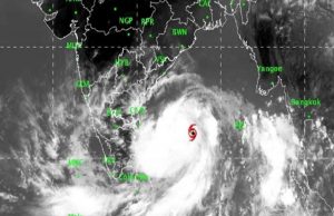 મધરાતે ‘વાયુ’એ રસ્તો બદલ્યો ,વેરાવળ-પોરબંદરના બદલે ઓમાન તરફ ફંટાશે
