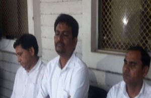 બાયડ:રાજીનામું આપનાર ધારાસભ્ય ધવલસિંહનો કોંગ્રેસ દ્વારા વિરોધ, 15 કરાેડમાં ધારાસભ્ય વેચાયાનો આક્ષેપ કરાતાં મચી હલચલ