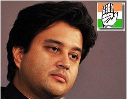 જ્યોતિરાદિત્ય સિંધિયાને રાષ્ટ્રીય અધ્યક્ષ બનાવવા MP કોંગ્રેસ પાર્ટી કાર્યાલયની બહાર લાગ્યા પોસ્ટર