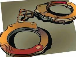 સુરત:આંગડિયાઓને આંતરીને લૂંટ મચાવતી રાજસ્થાની ગેંગને ક્રાઇમબ્રાંચે દબોચી,લૂંટારુ ગેંગનો આંગડિયા પેઢીના 3 કરોડના હીરા લૂંટવાનો હતો માસ્ટર પ્લાન