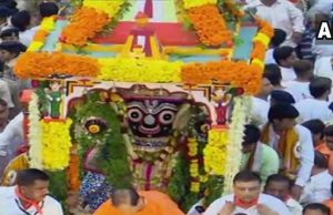 રથયાત્રા:સરસપુરની 18 પોળોના રસોડાઓમાં અખૂટ છે માં અન્નપૂર્ણા,ક્યારેય જમવાનું ખુંટ્યું નથી!