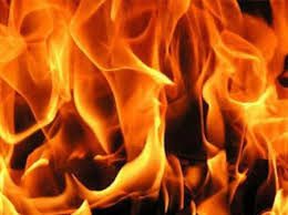 વડોદરાઃઅલકાપુરી સંપતરાવ કોલોનીમાં ભીષણ આગ,વ્યાપક નુકશાની સર્જાઈ