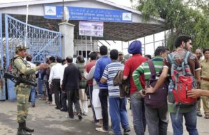 જમ્મુ કાશ્મીરમાં સાવચેતીના ભાગરૂપે પોલિટેકનિક હોસ્ટેલ ખાલી કરાવાઈ