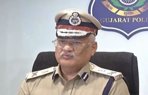 કામ વિના બહાર નીકળનારાઓના વાહન જપ્ત થશે અને વોકિંગ માટે નીકળનારાઓ ઉપર ગુનો નોંધાશે