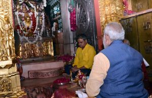 કોરોના : વિશ્વના દેશો નિષ્ફ્ળ, ચૈત્રી નવરાત્રીના ઉપવાસ થકી મોદીની દેશની સુરક્ષા માટે પ્રાર્થના