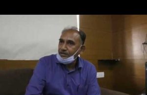 વિજાપુર : લોકડાઉનમાં પાસ મામલે બબાલ કરી યુવકે નાયબ મામલતદારને લાફો ઝીંકી દીધો, Video