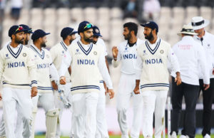 ટીમ ઈન્ડિયાની વધી શકે છે મુશ્કેલી, આ દિગ્ગજ ખેલાડીને લઈ જવાયો હોસ્પિટલ..