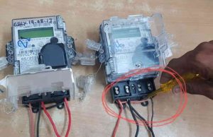 …તો શું નેતાઓના છોકરાઓને પણ કરવી પડે વીજ ચોરી! BJPના પૂર્વ સાંસદનો પુત્ર વીજ ચોરી કરતા ઝડપાયો