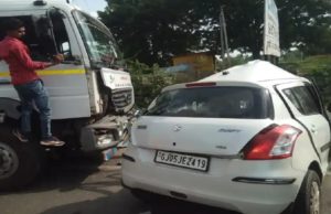 એક્ટિવાને બચાવવાના ચક્કરમાં મોટી દુર્ઘટના, સ્વીફ્ટ કાર અને ટેન્કર વચ્ચે અકસ્માતમાં 3ના મોત