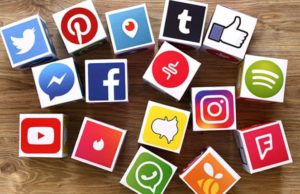 અ’વાદમાં ઓનલાઇન ભણતી સગીરાએ પોતાના ગુપ્ત ભાગના ફોટો સોશિયલ મીડિયામાં પોસ્ટ કર્યા, પછી માતા-પિતાને બન્ને….