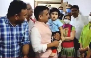 તરછોડાયેલા માસુમના માવતરને શોધવા 100 પોલીસ કર્મીની ટીમ કામે લાગી : ગૃહરાજ્ય મંત્રીના આદેશ