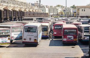 સરકાર સાથે બેઠક એસટીના કર્મચારીઓની હડતાળ રહી મોકૂફ