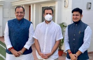 ઉત્તરાખંડમાં ભાજપને મોટો આંચકો, યશપાલ આર્ય અને તેમના પુત્ર સંજીવ આર્ય કોંગ્રેસમાં જોડાયા