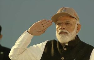 પીએમ મોદીએ ઝાંસીમાં વાયુસેનાને લાઇટ કોમ્બૈટ હેલિકોપ્ટર સોપી ભારતની આકાશી તાકાત વધારી