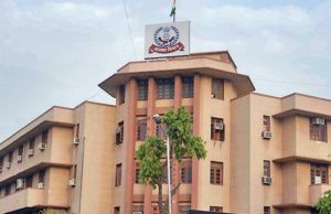 અ’વાદમાં ITના દરોડા, ગુજરાતના બે નામાંકિત ગ્રુપ પર તવાઇ, 40 જગ્યાએ સપાટો