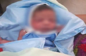 મોરબી : નિષ્ઠુર બની મા, મેધપર ગામ નજીકથી કાંટામાંથી નવજાત બાળકી મળી