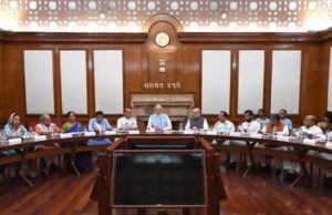 કૃષિ કાયદાને પાછા ખેંચવાના પ્રસ્તાવને મંજૂરી બાદ પણ ખેડૂત સંગઠનોએ પ્રદર્શન બંધ ન કરવાનો નિર્ણય