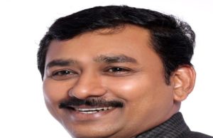 સુરતના પૂર્વ મેયરના દીકરાને માર મારતા વિવાદ વધુ વકર્યો, લગ્ન પ્રસંગમાં મચાવ્યો હોબાળો