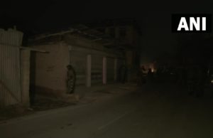 સુરક્ષાદળોની બસ પર આતંકી હુમલો, હુમલામાં 12 જવાનો ઈજાગ્રસ્ત, 3 જવાનની પરિસ્થિતિ નાજુક