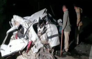 કઠલાલ કપડવંજ રોડ પર ભયંકર અકસ્માત, કારનો થયો કૂચો, 4 લોકોના મોત