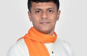 ભાજપ મહિલા કાઉન્સિલરના પતિ દાદાગીરી સીસીટીવીમાં કેદ ,હપ્તા ઉઘરાવવાની માંગ સાથે મારપીટ કરી