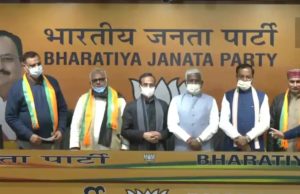 કોંગ્રેસ અને સમાજવાદી પાર્ટીને મોટો ઝટકો લાગ્યો,3 દિગ્ગજ નેતાઓ ભાજપમાં સામેલ