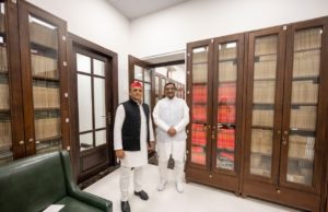 UP ભાજપને વધુ એક ઝાટકો, ધર્મ સિંહ સૈનીએ યોગી કેબિનેટમાંથી આપ્યું રાજીનામું