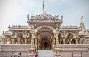 કાલુપુર સ્વામિનારાયણ મંદિરને 200 વર્ષ પૂર્ણ, વિદેશથી 30 લાખ ભક્તો દર્શનનો લાભ લેશે