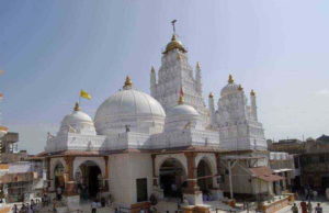 ડાકોરમાં ફાગણી પૂનમે રણછોડરાય મંદિર સવારે 3.45 વાગે નિજ મંદિર ખૂલશે