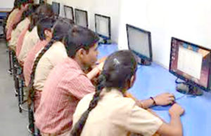 સરકારની મોટી મોટી વાતો?; રાજ્યની 13 હજાર 818 પ્રાથમિક શાળાઓમાં ‘કોમ્પ્યુટર લેબ’નો અભાવ!