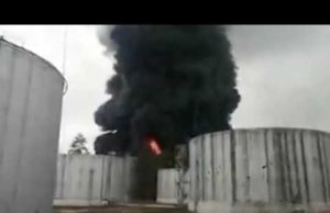 રશિયાની સેનાએ યુક્રેનના ચેર્નિહિવ ઓઇલ ડેપો પર મિસાઈલ હુમલો કર્યો, જુઓ Video