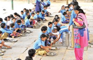 ‘મધ્યાહન ભોજન’ યોજના શરૂ: આવતીકાલથી રાજ્યના 7 મહાનગર અને 2 નગરપાલિકામાં શિક્ષણમંત્રી કરાવશે યોજનાનો પ્રારંભ