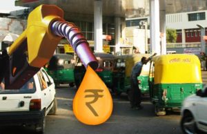 13 દિવસમાં 8 રૂ. મોંઘુ થયું ઈંધણ; પેટ્રોલમાં 80 તો ડીઝલના ભાવમાં 82 પૈસાનો વધારો, આવતીકાલથી નવો ભાવવધારો અમલી બનશે!