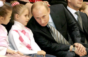 યુદ્ધનો છઠ્ઠો દિવસ : રાષ્ટ્રપતિ પુતિને તેમના પરિવારને સલામત સ્થળે ખસેડ્યા