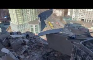 યુદ્ધનો 18મો દિવસ : પશ્ચિમી યુક્રેનમાં રશિયાના હુમલામાં 35 લોકોના મોત, જુઓ Video