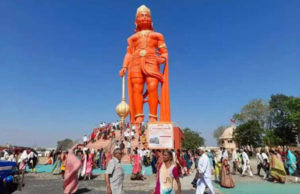 વિશેષતા: પ્રધાનમંત્રીએ મોરબીમાં 108 ફૂટની હનુમાન મૂર્તિનું કર્યું અનાવરણ; પ્રતિમામાં 7 લાખ “રામનામ” લખેલી ચિઠ્ઠીઓનો કરાયો સમાવેશ”