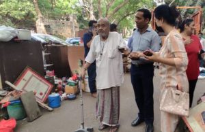 પદ્મશ્રી એવોર્ડ વિજેતા પર કોઈ ‘દયા’ નહીં; કોર્ટે 91 વર્ષના માયાધર રાઉતને ઘર ખાલી કરવાના આપ્યા હતા આદેશ, અધિકારીઓએ સામન ફેંક્યો બહાર?