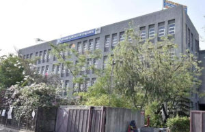 વાલીઓમાં રોષ: થલતેજની ઉદગમ સ્કૂલની ફરી દાદાગિરી; નિયમ વિરુદ્ધ સ્કૂલ સંચાલકોએ વિદ્યાર્થીઓને 2 દિવસની આપી દીધી રજા!