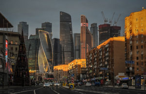 ‘જીદ’ ભારે પડશે; રશિયા પર 5 લાખ કરોડનું દેવું; રશિયન સરકાર દ્વારા બંધ કરાયેલી ચેનલોનો સ્ટાફ છોડી રહ્યું છે રશિયા, તૂર્કીમાં લઈ રહ્યા છે આશરો!