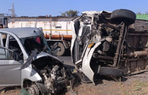 વિચિત્ર ત્રિપલ અકસ્માત: મોરબી-માળીયા હાઇવે પર ટાયર ફાટતા કાર અન્ય વાહન સાથે અથડાઈ, માતા-પિતા અને પુત્રી સહિત પાંચના મોત, 10ને ઈજા!