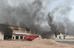 પ્લાન્ટમાં આગ; હિંમતનગરના રંગપુર પાટિયાએ આવેલી ‘બાલાજી વેફર્સ’ના યુનિટમાં ભીષણ આગ, 10મીએ ફેકટરીનું થવાનું હતું ઓપનિંગ!