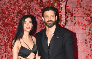 કરન જોહરની પાર્ટીમાં હૃતિક-સબા: એક્ટરે પ્રેમ કર્યો જગજાહેર; હૃતિક રોશને પાર્ટીમાં 16 વર્ષ નાની પ્રેમિકા સબા આઝાદ સાથે ધમાકેદાર કરી એન્ટ્રી!