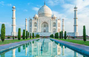 તાજમહેલ અંગે અલ્હાબાદ હાઈકોર્ટમાં અરજી દાખલ; ભાજપ નેતાએ વર્ષોથી બંધ 20 રૂમ ખોલાવી તપાસ કરાવવાની કરી માગ, સુનાવણી મંગળવારે થશે!