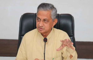 ડખો : કોળી સમાજમાં “રાજકારણ”; અજિત પટેલ પર કુંવરજી બાવળિયા ભડક્યા, કહ્યું- ‘કૂતરું ભલે મોઢું ચાટી જાય, આપણે કાંઈ એનું મોઢું ન ચાટવાનું હોય’